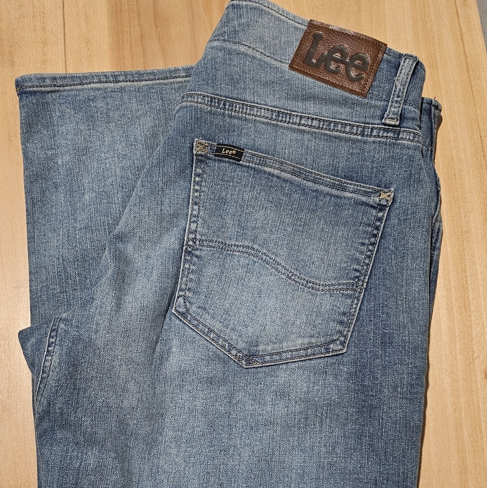 Lee Extreme Motion Jeans